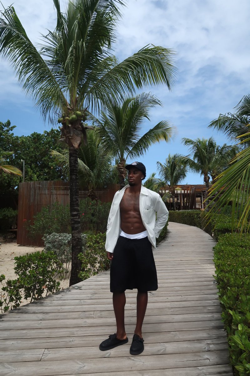 daviddukejr's tweet photo. Last trip before babygirl gets here🤰🤍🇸🇽 https://t.co/COPc9vqTN7