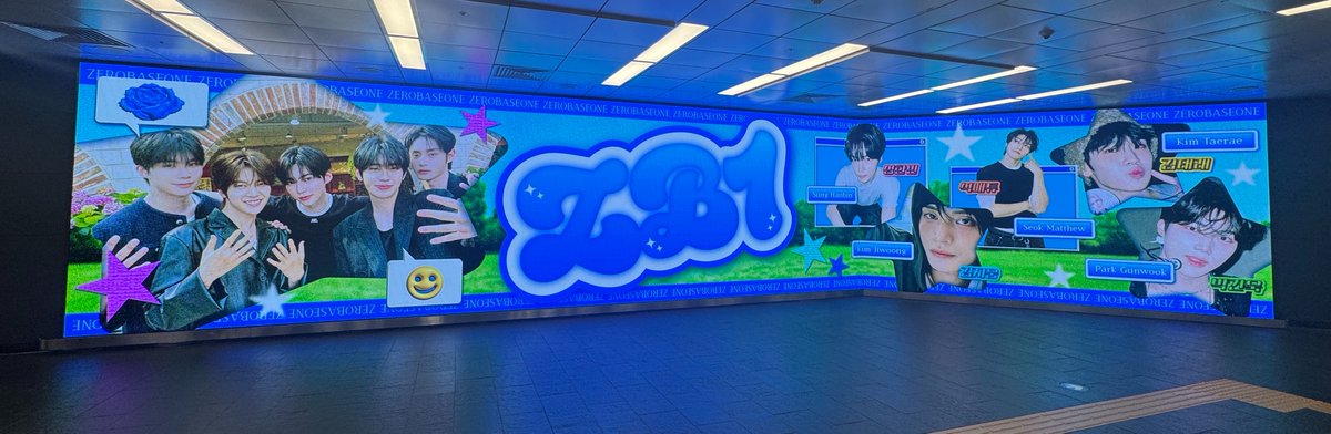 Growlithew's tweet photo. I found this at hongdae☺️

#ZEROBASEONE https://t.co/16JRJL7GE0