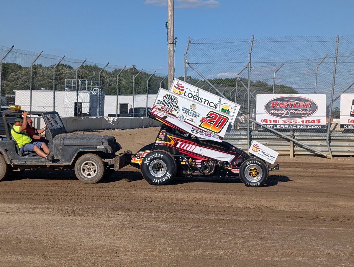 mikevleone's tweet photo. .@GregWilsonw20 fires off for @AllStarSprints motor heat @atticaracewyprk to begin Ohio Speedweek https://t.co/SmZvnXSWUS