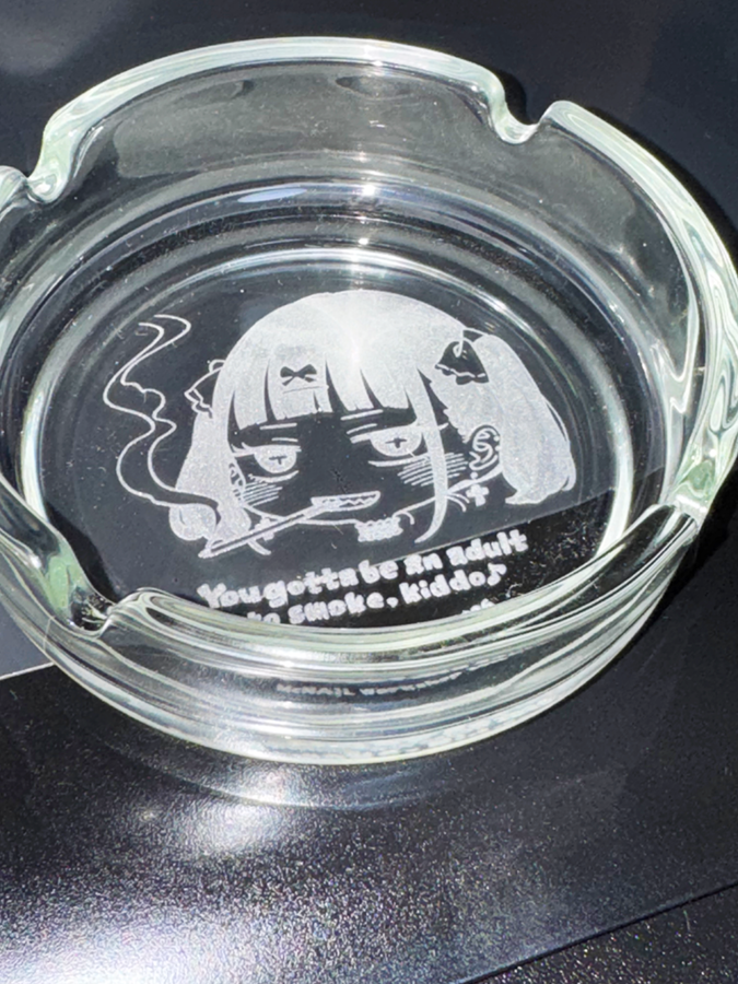 mcnailworkshop's tweet photo. やあ、諸君おはよう。
今日は桜井のりおオンリーだよ。

現在時点でお品書きを上げてない時点でお察しの事とは思うが、そう、またなんだ。新刊は、ない。ゴメン…。

とりあえず色紙とペーパーは用意した。
実験的に作ってみた灰皿と以前作ったMAPアート、既刊等もすこし持って行くので許して…ね… https://t.co/0nAsovuFTt