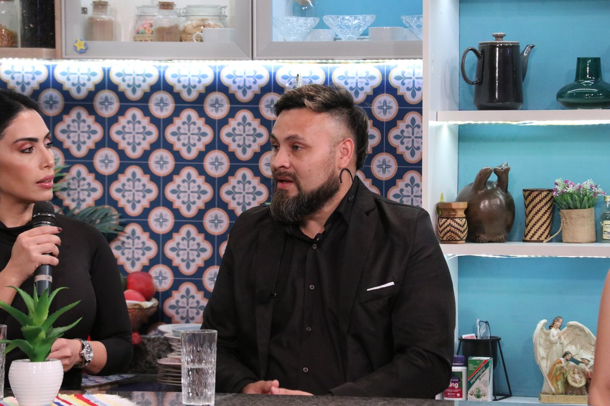 karushowpy's tweet photo. Padre e hija, juntos 🥰✨️
Que lujo charlar con Rene Castillo y Nahiara del Grupo Rember 👏🏻👏🏻
#KaruShow por #lateledetodos 💫 https://t.co/yEI3wDL0JL