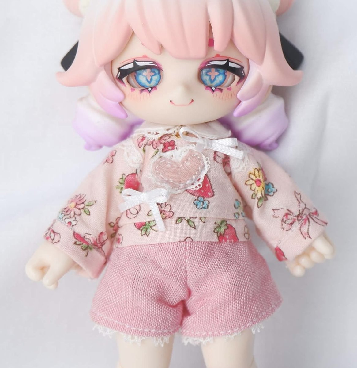 sirousadou's tweet photo. tinyfox1/6サイズと虫虫カフェサイズの服をヤフオクに出品しました！よろしくお願いします(๑˃̵ᴗ˂̵)و 
リンクはリプライより⤵️ https://t.co/rylqYS2b50