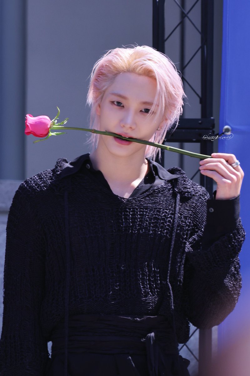 Charme_sungho's tweet photo. 260613 
💐🌷🌹
#성호 #SUNGHO #ソンホ #박성호  
#BOYNEXTDOOR #보이넥스트도어 https://t.co/2eRL4EGOuw