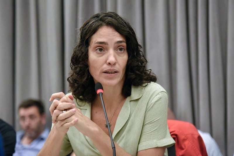 DiarioLateral's tweet photo. «Cristina está presa y proscripta porque libre les gana» 
https://t.co/zMB2QUOB6q https://t.co/ZmYQloDQ1O
