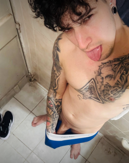 DomTopArthur's tweet photo. You wanted more? Then come and get it. 😈 
https://t.co/Qr9DNRqCZ4 https://t.co/tuwkIZgE2V