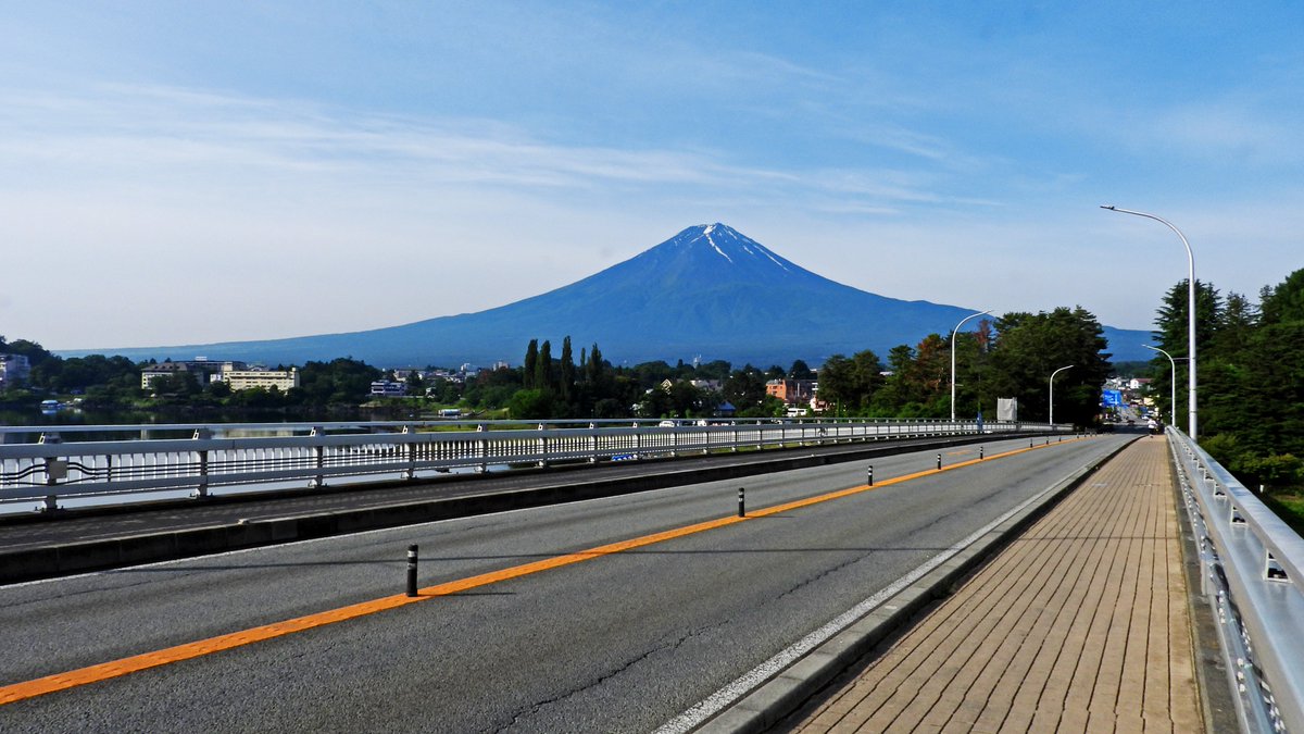 lakeside_hotel_'s tweet photo. 今朝の富士山 
河口湖大橋から #イマソラ
#JAPAN #Sightseeing #MtFuji

ありがとうございます  3-minute walk from Kawaguchiko Lakeside Hotel.  Photographed from Kawaguchiko Ohashi Bridge. https://t.co/KzrZTkug1v