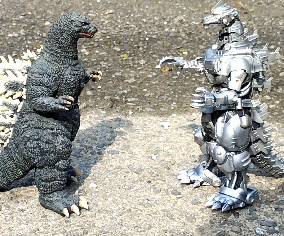 booker_zero's tweet photo. 機龍できたどー
コトブキヤのビオゴジと良いサイズ感
#ゴジラ https://t.co/TIubLnVVd2