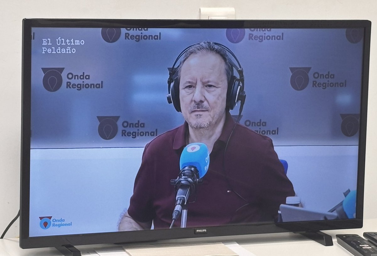 ConchaVlc34339's tweet photo. Llega el Programa Anual de la Noche de los OVNIs.
Una noche dedicada a lo que no tiene explicación… todavía.
Mirad al cielo esta noche…
Porque puede que alguien esté mirando de vuelta.
#elultimopeldano
#NocheDeLosOVNIs #UFO #Misterio #Enigmas #NoEstamosSolos https://t.co/DrY9LPl2SM