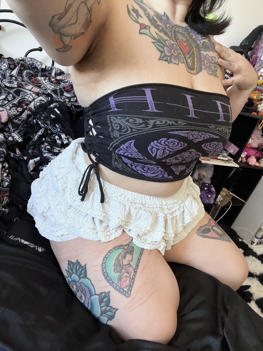 lildonutbabe's tweet photo. It takes nothing to be nice to me https://t.co/YcxJjjkxYX