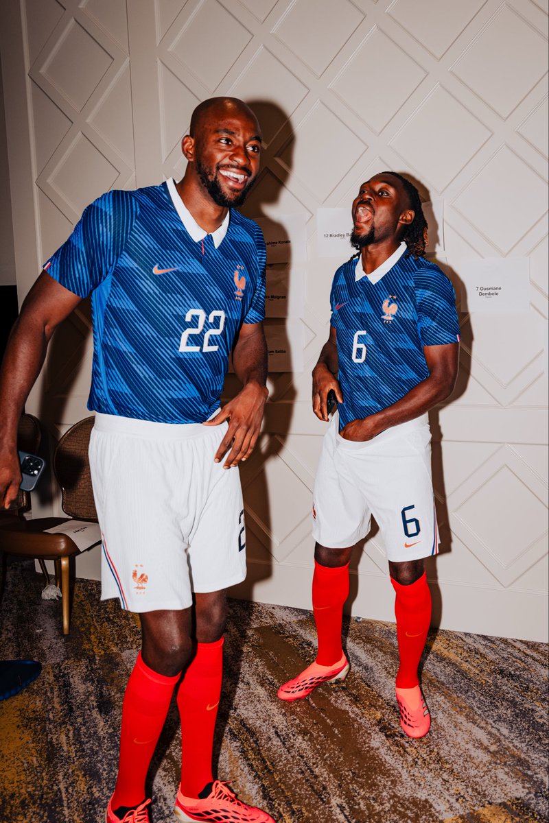 equipedefrance's tweet photo. Le groupe vit bien 😄 https://t.co/36sXEpFgY3