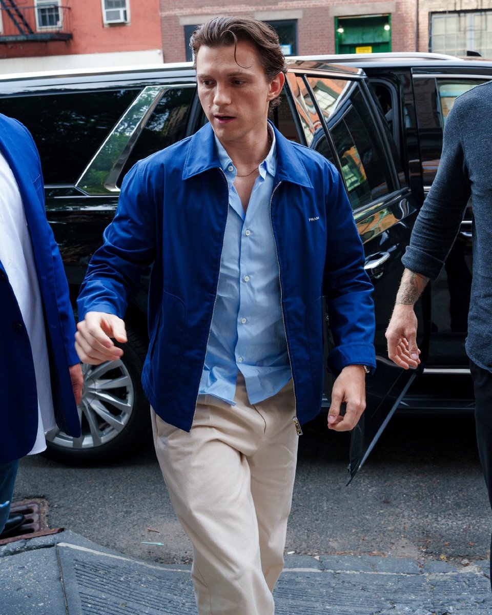 thollandrchives's tweet photo. More of Tom Holland in New York today. https://t.co/OqfmnVJnQd
