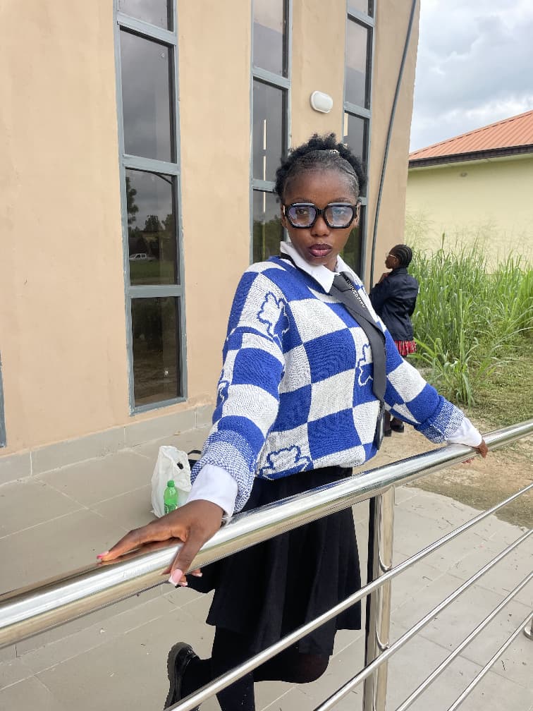 lightking0001's tweet photo. Fyb week in oou and my favorite girl..
Beauty plus steeze, beauty with brains,
The beauty I have been appreciating throughout this week.
Can't love you less...
#fypシ゚viral #classof2026 #fybweek https://t.co/oz5TqlZsX4