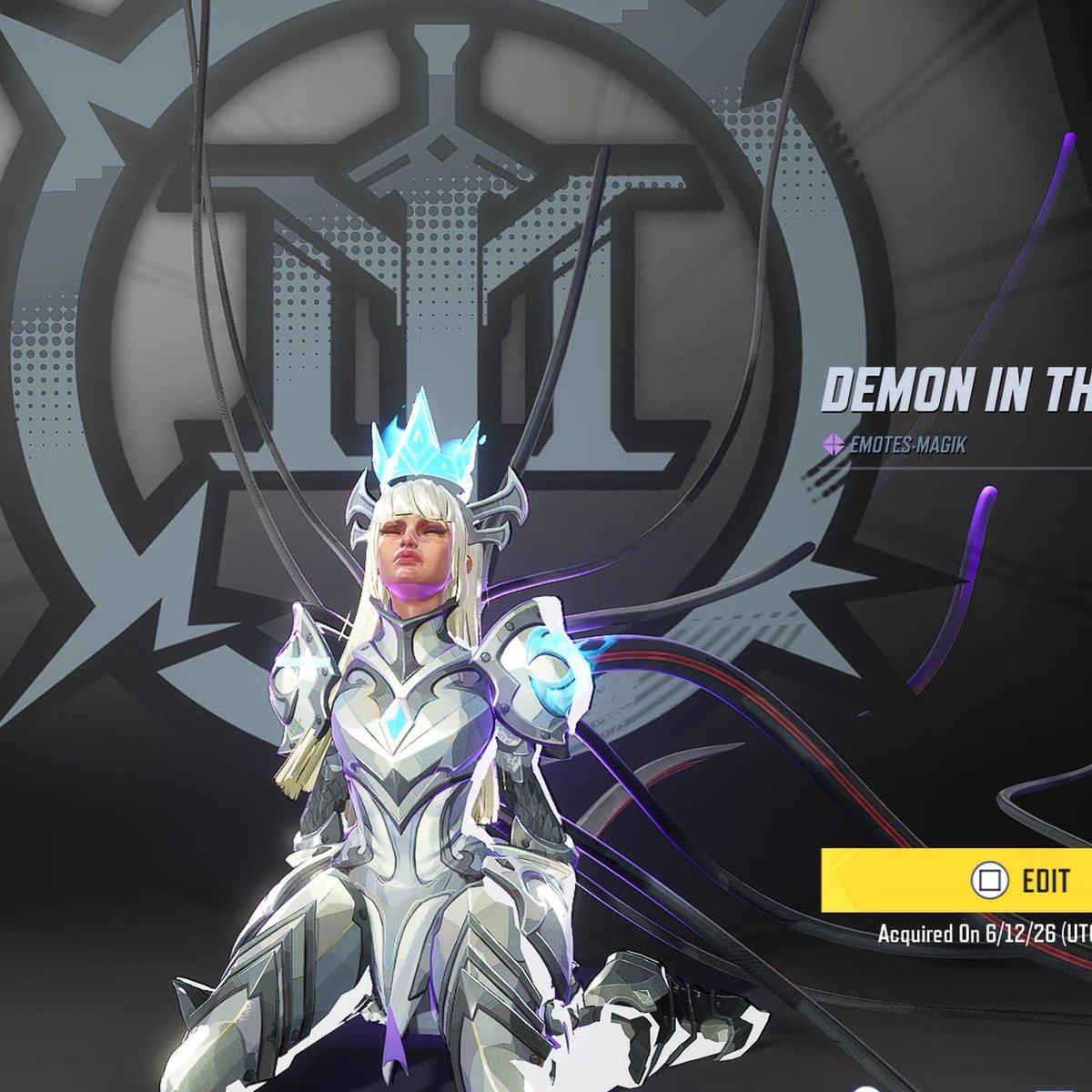 is__portal's tweet photo. For her next emote can she just eat a hamburger or something https://t.co/Jvz8mHRPRB