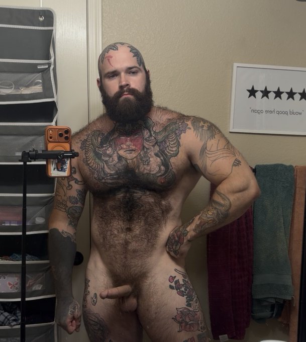 Jason Leescott - Worked with some hotties yesterday and I’m excited to show you all when it’s ready to release 🥰 https://t.co/Glawd9v9Ap