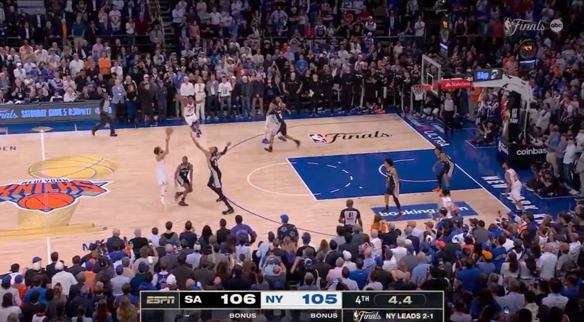 CrumpledJumper's tweet photo. We have a model that uses tracking data to estimate how a play might end. Of the 75 threes attempted in Game 4, there was only *ONE* where the most likely outcome at the moment of the shot release was an offensive rebound: https://t.co/z6OF2Yfub8
