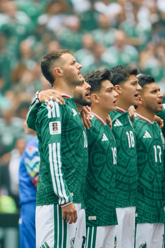 Santgimenez_'s tweet photo. Difícil explicar lo que se vivió ayer... muchas gracias incondicionales, ver a tantas personas unidas por estos colores y sentir la fuerza que generamos entre todos fue algo único!!!! ❤️‍🔥🇲🇽

Esto recién comienza, Sigamos todos juntos.

Y SI SI???? https://t.co/7TJeoyttrd