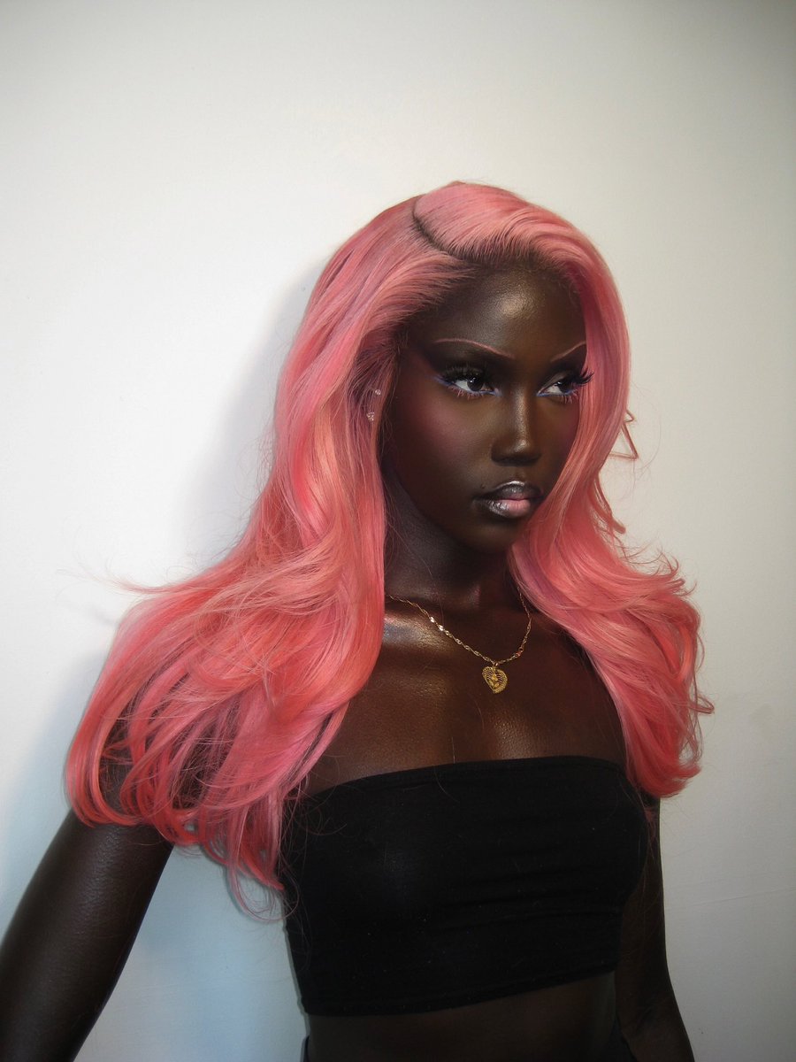 thelacebandit_'s tweet photo. pink tings because why not 💕😍 hair by me &amp; makeup by my girl @tese_og 💎 https://t.co/pWJIKVaTKs