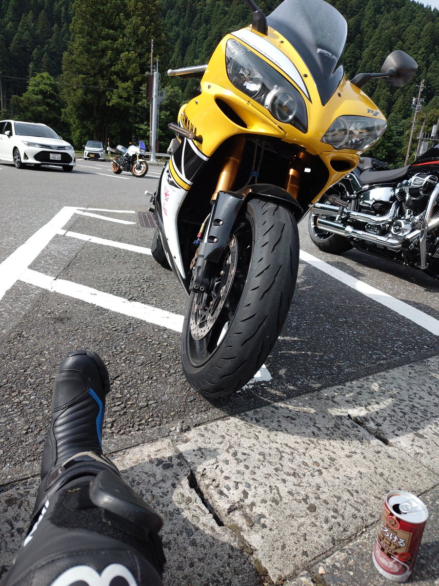 suwsann's tweet photo. タイヤの真ん中減らしに出てきた https://t.co/SKLOaRp6pT