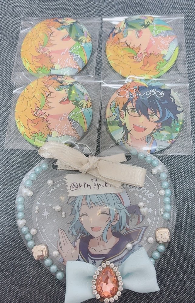 rin7yuki's tweet photo. 【譲渡交換】あんスタ 10th 10周年缶バッジ

譲)宙　つむぎ
求)1点400円+送料、凪砂

難しいとは思いますがおりましたらお声掛けください
🌟プロフ必読 https://t.co/vgewdnX30u