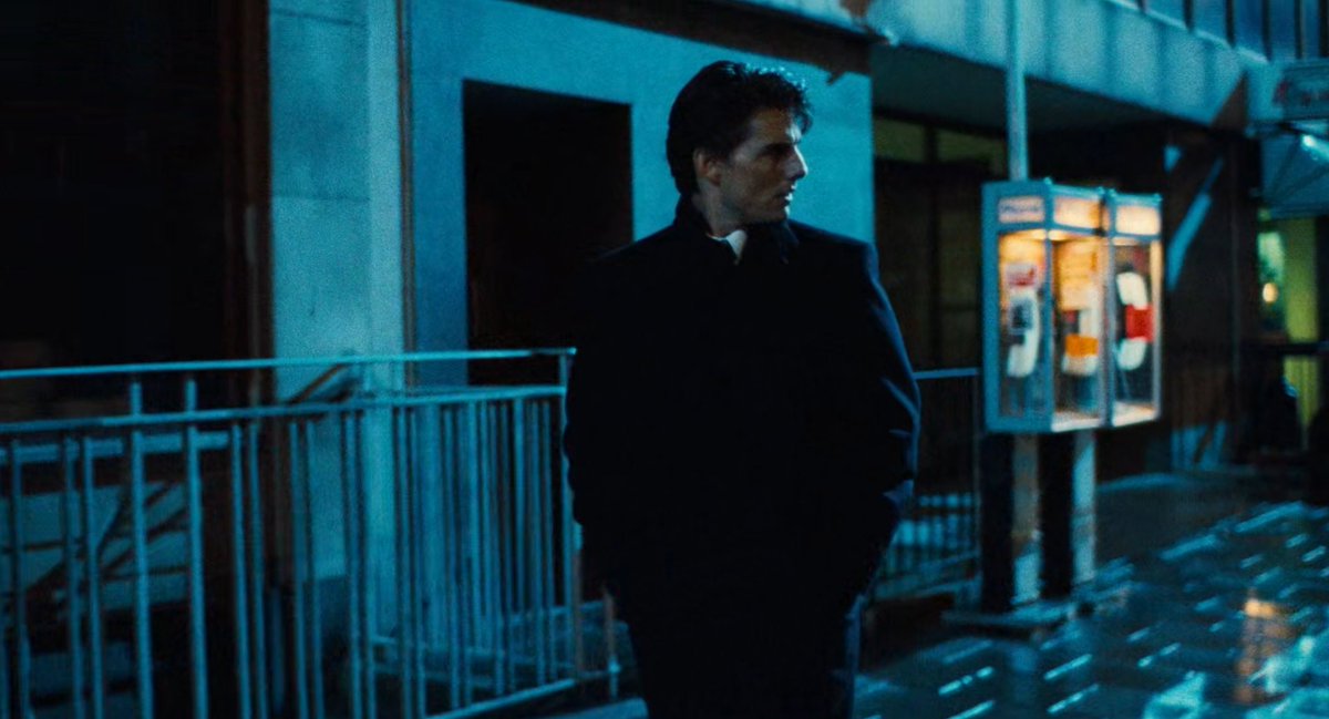 LensBlade's tweet photo. Eyes Wide Shut (1999) Stanley Kubrick https://t.co/JpUfXPBPGI