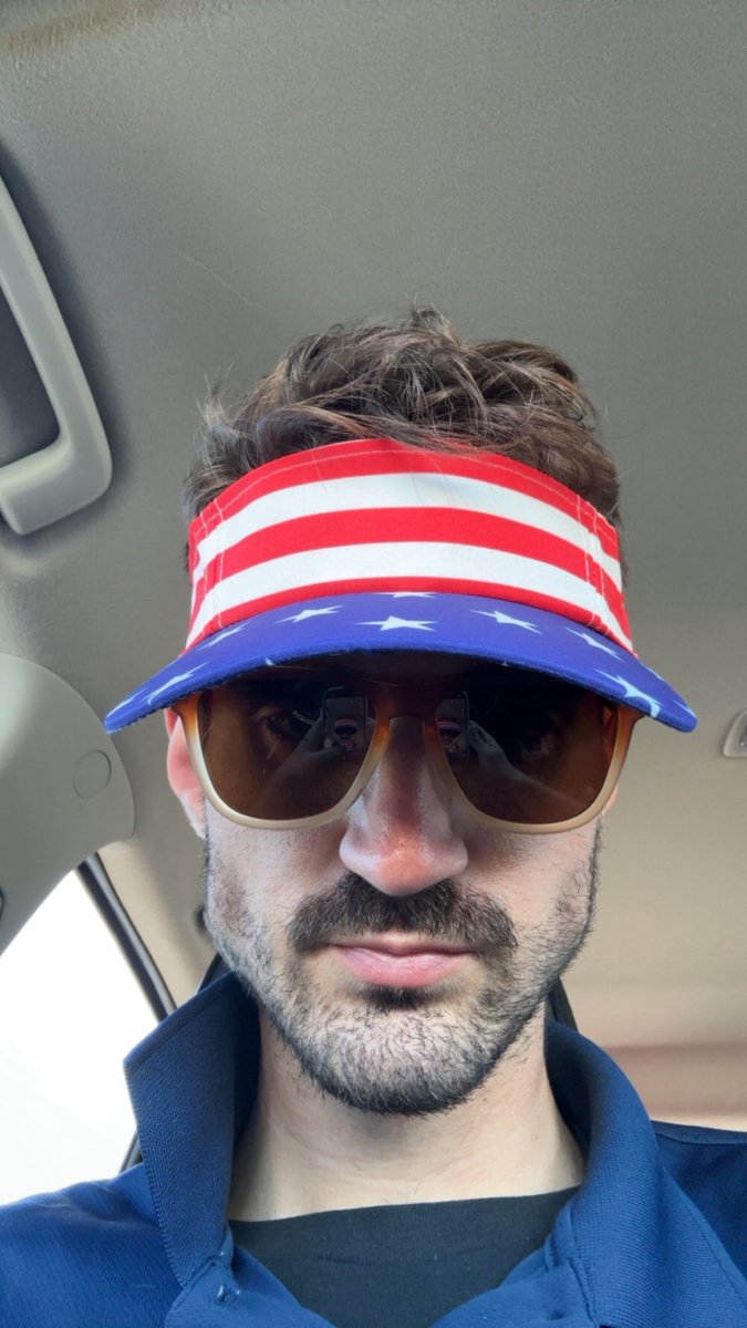 NoloDeet's tweet photo. It is USA World Cup day. https://t.co/tralEVNpXg