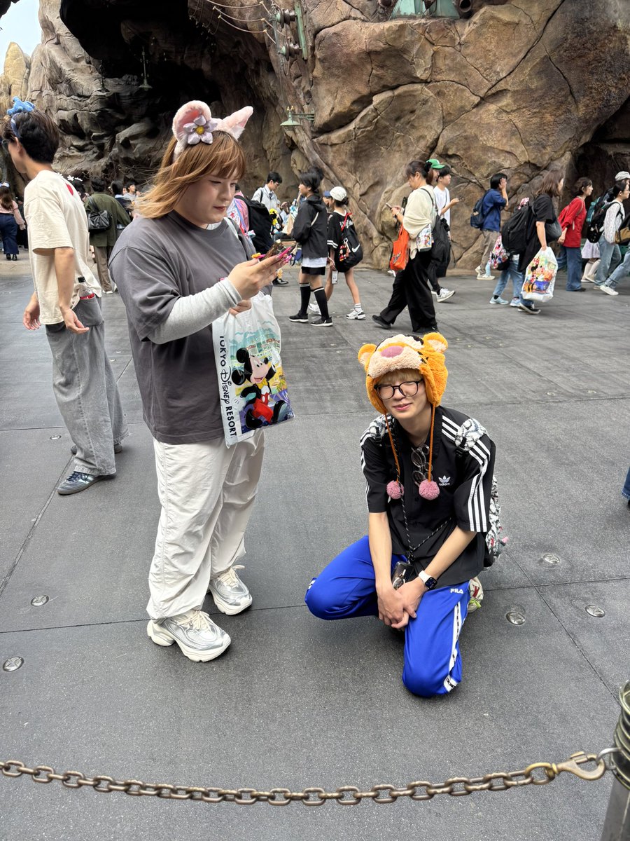 219_ryusei's tweet photo. 初めましてDisney メンツおもろすぎたw https://t.co/Xc2nX4SaGU