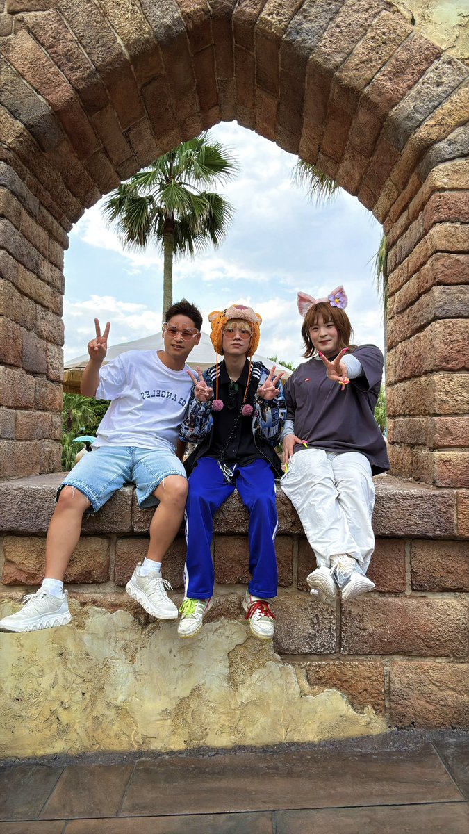 219_ryusei's tweet photo. 初めましてDisney メンツおもろすぎたw https://t.co/Xc2nX4SaGU
