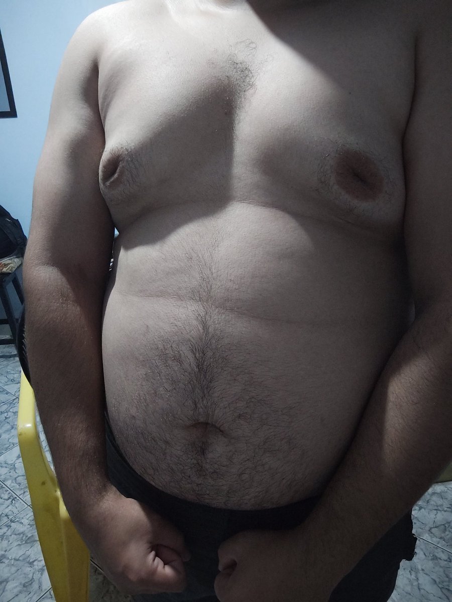DarkittyXXX's tweet photo. Boa noite e boa #fatboyfriday

#chubby #nsfwtwtًً  #bulky #moobs #gaybear #gay #hairy https://t.co/wEYf6WppLp