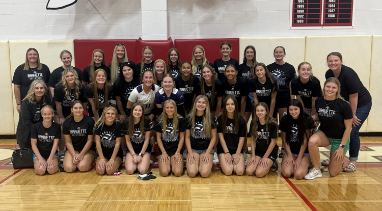 BCBraves's tweet photo. It was great to see Karley and Jaidyn back in their BC jerseys today, with a team of Bravettes there to support them! https://t.co/xfLVmFUPqP