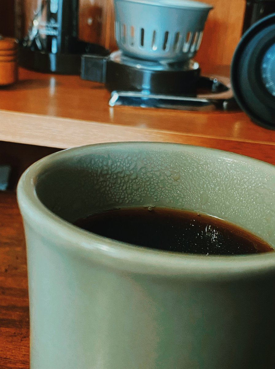 yu_v_d's tweet photo. " 今日も1杯のコーヒーから " #30 https://t.co/l6KREyr9P8