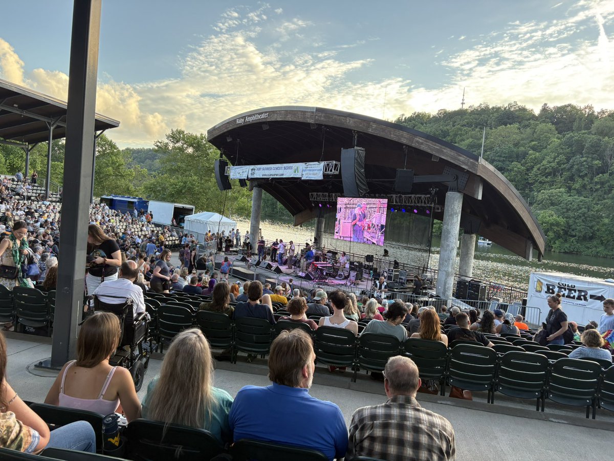 bernardbostick2's tweet photo. Ruby Summer Concert Series with Maddie. https://t.co/ov58QBYBla