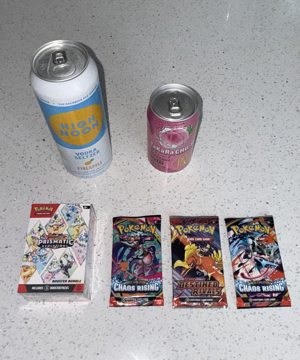 theprodaniel_'s tweet photo. Scored a prismatic booster , and some chaos rising + destined rivals singles, bout to watch the World Cup and rip some packs go USA 🇺🇸 https://t.co/wjAbzOeIml