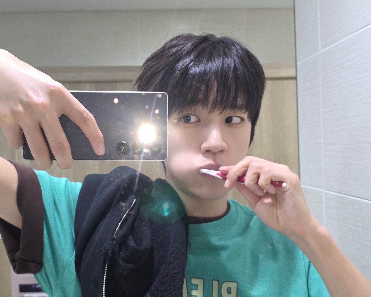haemsuniim's tweet photo. 미남가나디사랑해요♥️♥️♥️ https://t.co/kZjc3GB9Bv