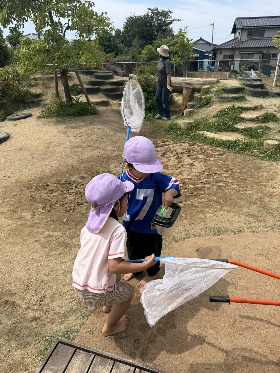 ATabeyooo's tweet photo. 今年も盛大に始まった泥んこ遊び！！
この感触と、常在菌いっぱいがいいのですが、、笑笑

ママたち、ごめんなさいです🤦‍♀️😅

この子たちの笑顔を守り続けたい。
強くそう思う。
そんな案件がありました。 https://t.co/Hoqt1GVior