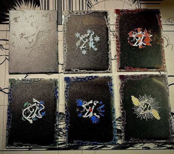 toreca_LBAPH's tweet photo. 5月30日（土）発売「決戦の刻」
本日オープン中です！！
シングル販売
各色R4コン販売&各色UC以下4コン販売

グラウンドデス
浸食輪廻 【R】【黒】【OP14-096】
特価500円5枚ご用意です🏴‍☠️

師弟の絆 OP-12 ベビー５ 【R】OP12-112
特価限定10枚
250円で販売開始しました🔈

そして
リーダー専用特製ローダー第二弾発売⛓️
リーパラ高過ぎる？ノーマルでもカッコイイ！数量限定となっております
🏴‍☠️なんでも買取実施中🏴‍☠️