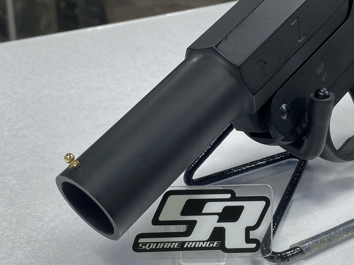 SquareRange's tweet photo. カンプピストル用のミニモスカートが入手困難なので、先日発売されたコーチガン用のミニモスカートを使用👌
ついでにフロントサイトを付けました👏
#SquareRange #スクエアレンジ #シューティングレンジ #CAW #ミニモスカート https://t.co/0eVcGJUezI