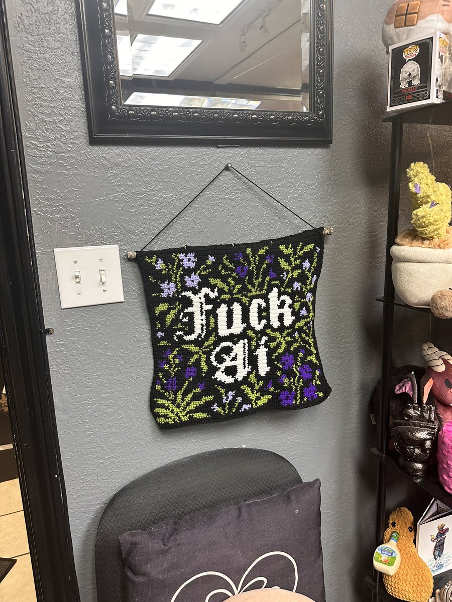 BailsThePotato's tweet photo. Sister made me a new banner for me 👹👹 https://t.co/5iQm0zEx0Q