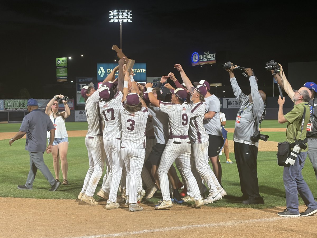 DelmarvaSports's tweet photo. Congratulations to @CaravelAcademy on winning the DIAA Baseball State Final 2-1 over Caesar Rodney! 

#LocalTeamsBigDreams https://t.co/uWcpiUCWuM