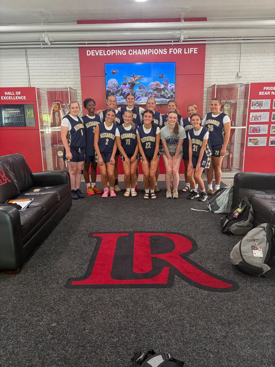 ACHS_WomensBB's tweet photo. A little gathering today hosted  by @lruwbb  Thanks for having us
#BuildCompeteGrow https://t.co/KP3IoAZel6