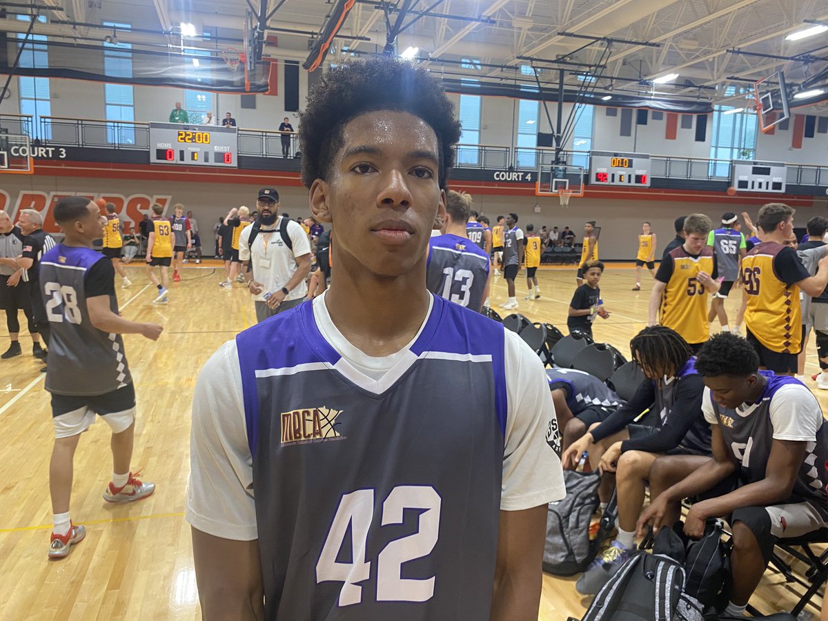 RyanJamesMN's tweet photo. 55-54 MBCA top group final

Khaliq Austin: 13pts/6rb (5-9fg, 3 3s)

Gus McKenna: 14pts/10rb (5-10fg, 3 3s)

Tyler Forrest 12pts (5-7fg)

Ahmed Nur 17pts/6rb (6-9fg)

Ichima Idoko 13pts/6rb (6-10fg) https://t.co/tSxXv86yMn