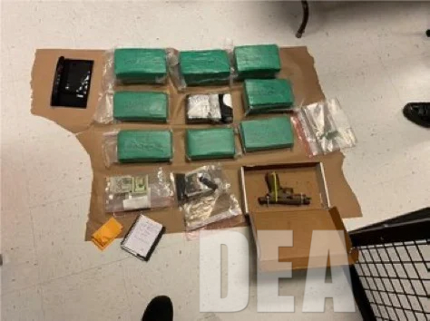 DEASEATTLEDiv's tweet photo. HSTF: Mexican national, resident of Renton, Washington, was sentenced to 7 years for trafficking fentanyl, cocaine, meth, and heroin. Investigators tracked drug trafficking in Seattle to the source of supply in Colombia. 
@DEAHQ @TheJusticeDept @SeattlePD
https://t.co/6KBFsGvIdk https://t.co/KDYcLO7cn6