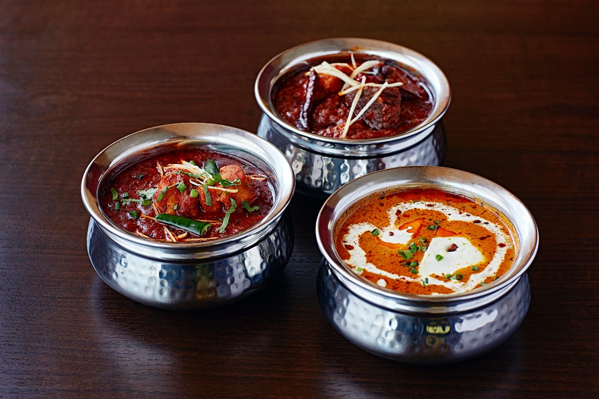 _aromasofindia_'s tweet photo. 【週末のランチ】
みなさん、おはようございます🌞
週末のランチタイムはお肉or野菜が選べるドリンク付きのブランチセット、アラカルトの提供となります🍽️
カレーもナンもライスもおつまみも…種類豊富ですのでお気に入りを見つけてくださいね👀✨️
みなさまのご来店、お待ちしております‼️ https://t.co/3EmxbitTT6