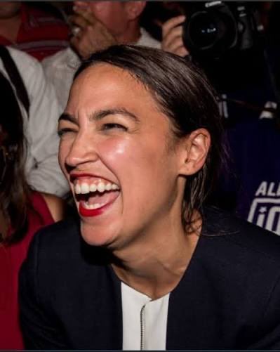 tribelessjew's tweet photo. This really makes no sense to me unless guys who are into her just want to fuck a Nazi. And a particularly stupid one. https://t.co/Nh4jTEjUal