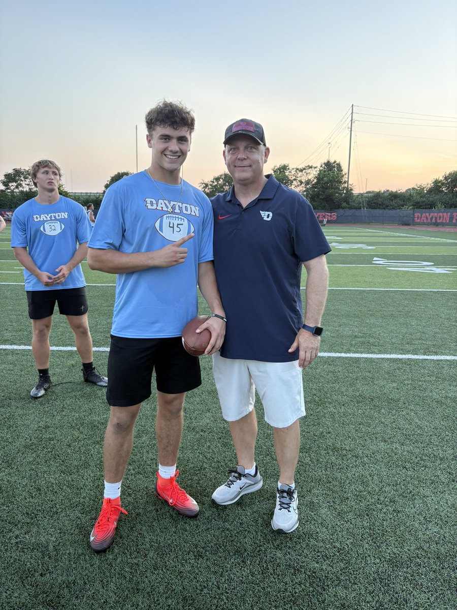 GarrettSticky1's tweet photo. I had a great camp @DaytonFootball‼️Loved the atmosphere and campus! Thank you @RyaVanSchelven for the coaching. Excited to be back‼️
@coach_marksbury @CoachWhalen59 @drew_toennies @LippertScouting @Bryan_Ault 
6’2
200
2027 QB https://t.co/xbyfCFGH9N