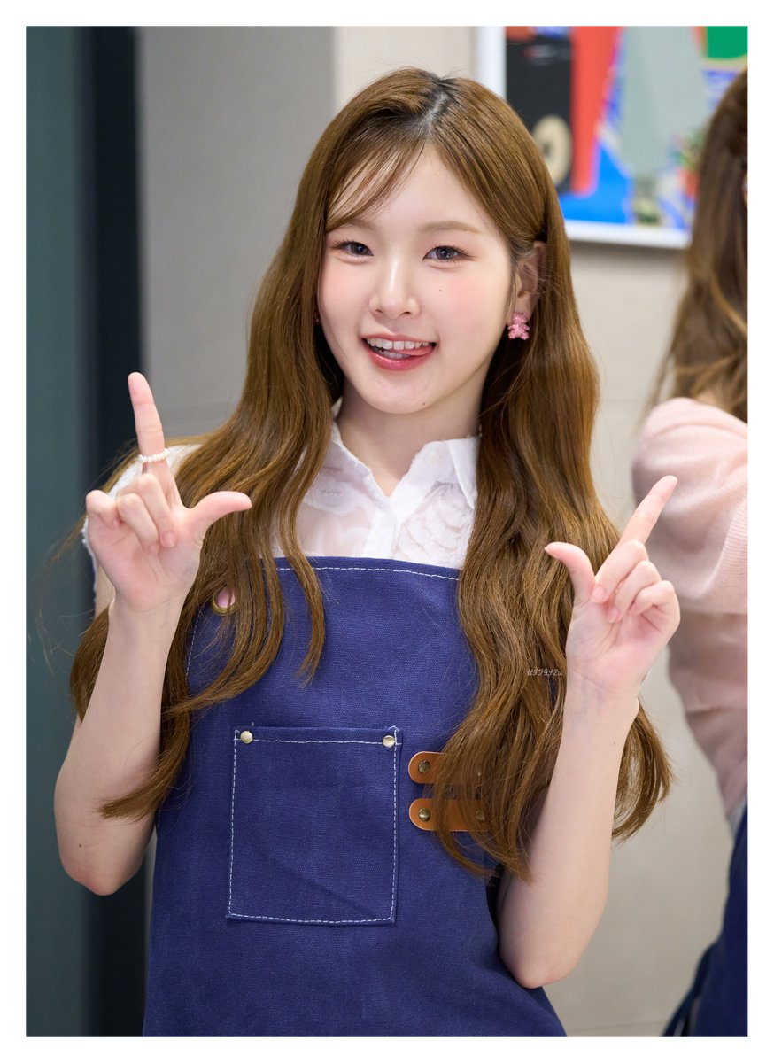 choco012486's tweet photo. 260612 fromstore
HITGS 이유🌸

#HITGS #힛지스
#IYOO #이유 https://t.co/ARBJSnWVYx