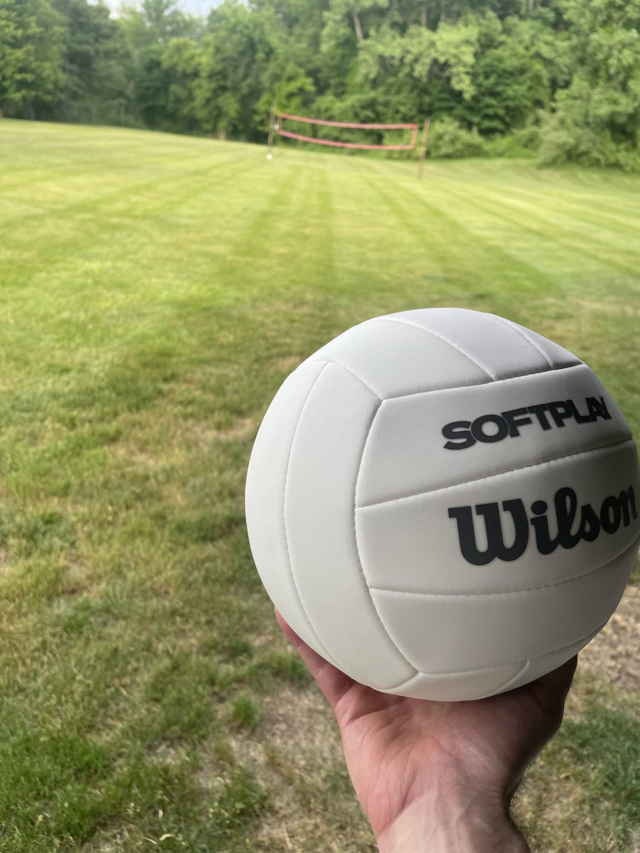 ProducerTylerNY's tweet photo. Volleyball is back, one of my favorite parts of summer! https://t.co/2SYeZkvI6L
