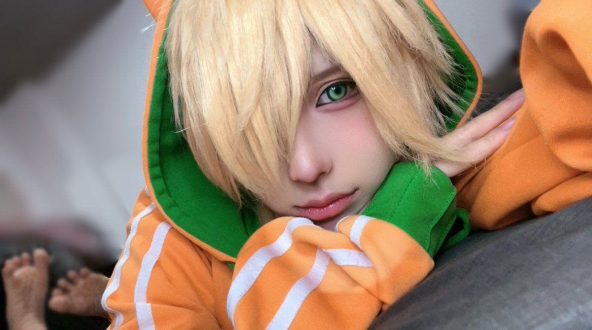 aixq00x's tweet photo. 深夜宅コス自撮り cos https://t.co/Lxyuita7cs