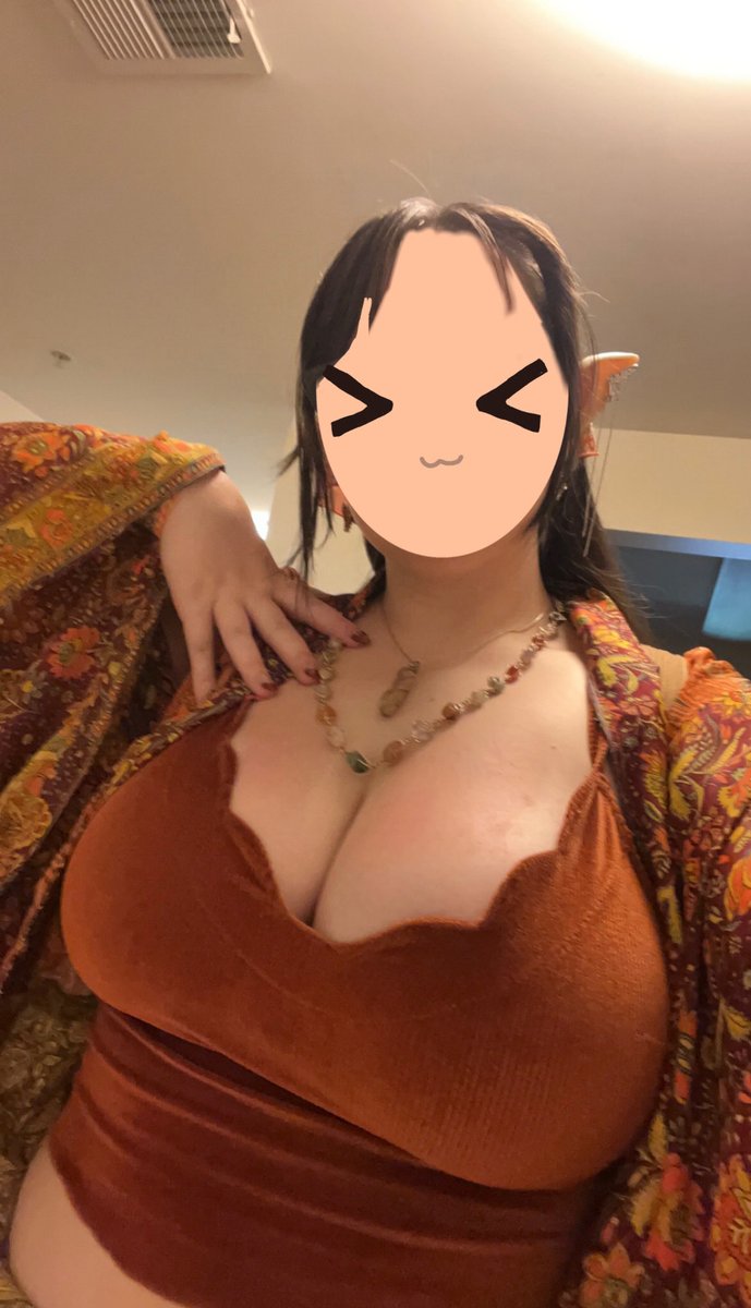 honeii_combb's tweet photo. I wanna see a nerdy pkmn finsub crying out when I cut up some pokemon cards for cute little scrapbooking <33 :)) 

and if I cut up a card you’ve been desperately searching for..? <3 

shivering with delight in ruining you..

findom finsub anime weeb pkmn nerd gfe https://t.co/NHV2EaYcB3