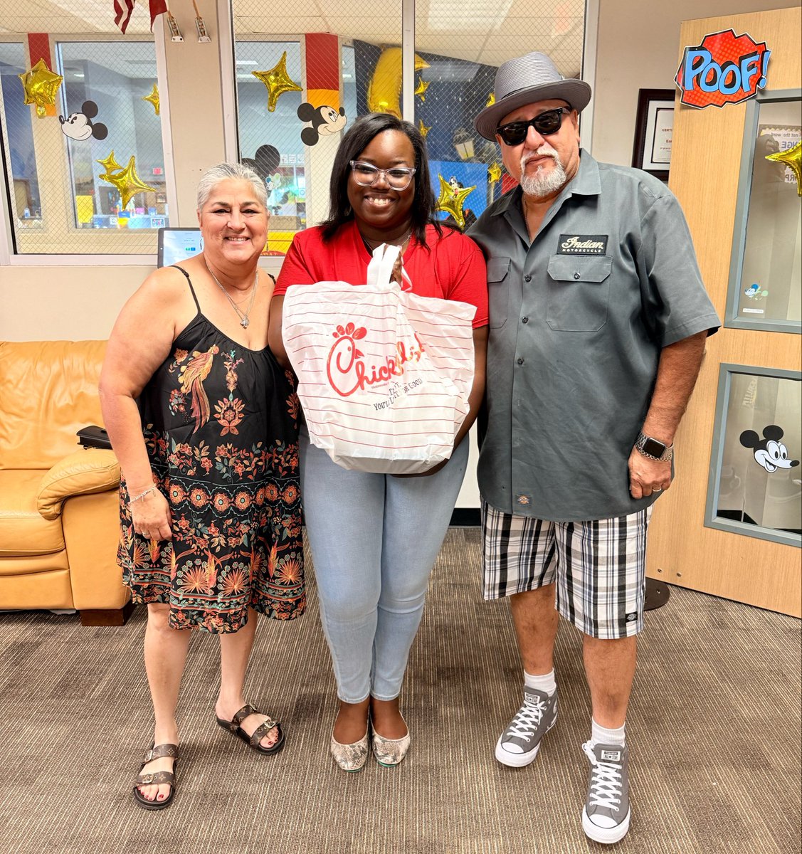 theLITsensei's tweet photo. The Summer Learning Team of @SMSDECC acknowledges and appreciates the kindness of The Castro Family for a @ChickfilA breakfast from the heart this morning! 

We are so grateful to our community heroes for their support. #GoSpartans ❤️💛 https://t.co/igXODGbAIM