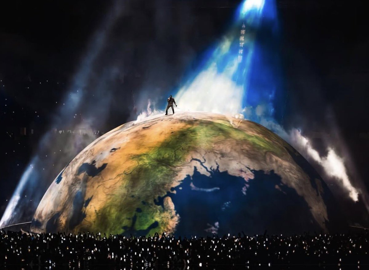 Rap's tweet photo. Attendance at Ye’s recent sold-out shows‼️👀

▪️Mexico — 87,523
▪️Los Angeles — 72,000
▪️Türkiye — 118,000
▪️Netherlands — 74,000
▪️Georgia — 69,000 https://t.co/N13jrVy1Rk